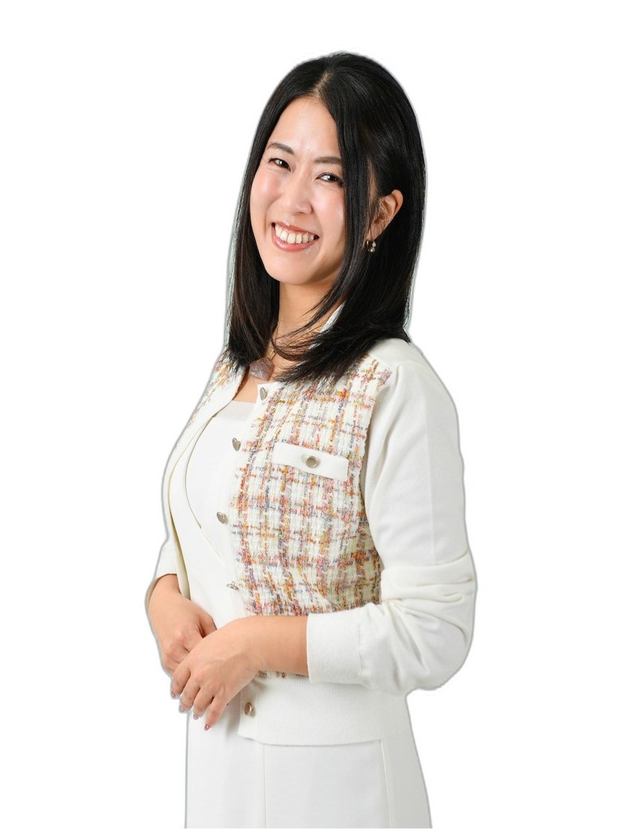 本岡 千明